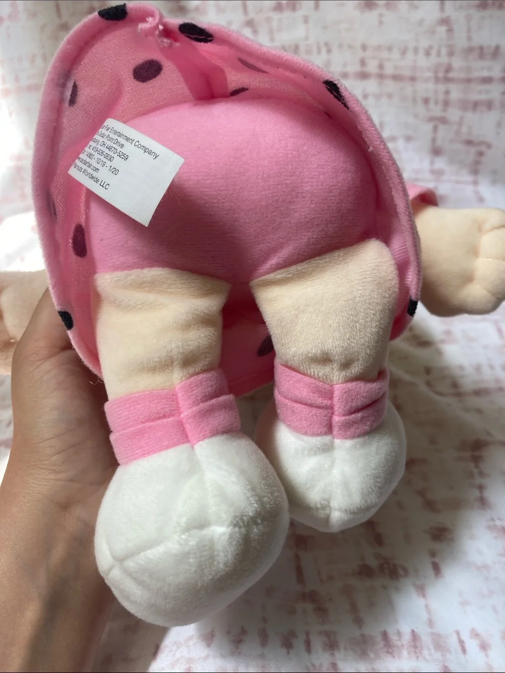 Peanuts Sally Brown Plush Doll Cedar Fair Exclusive